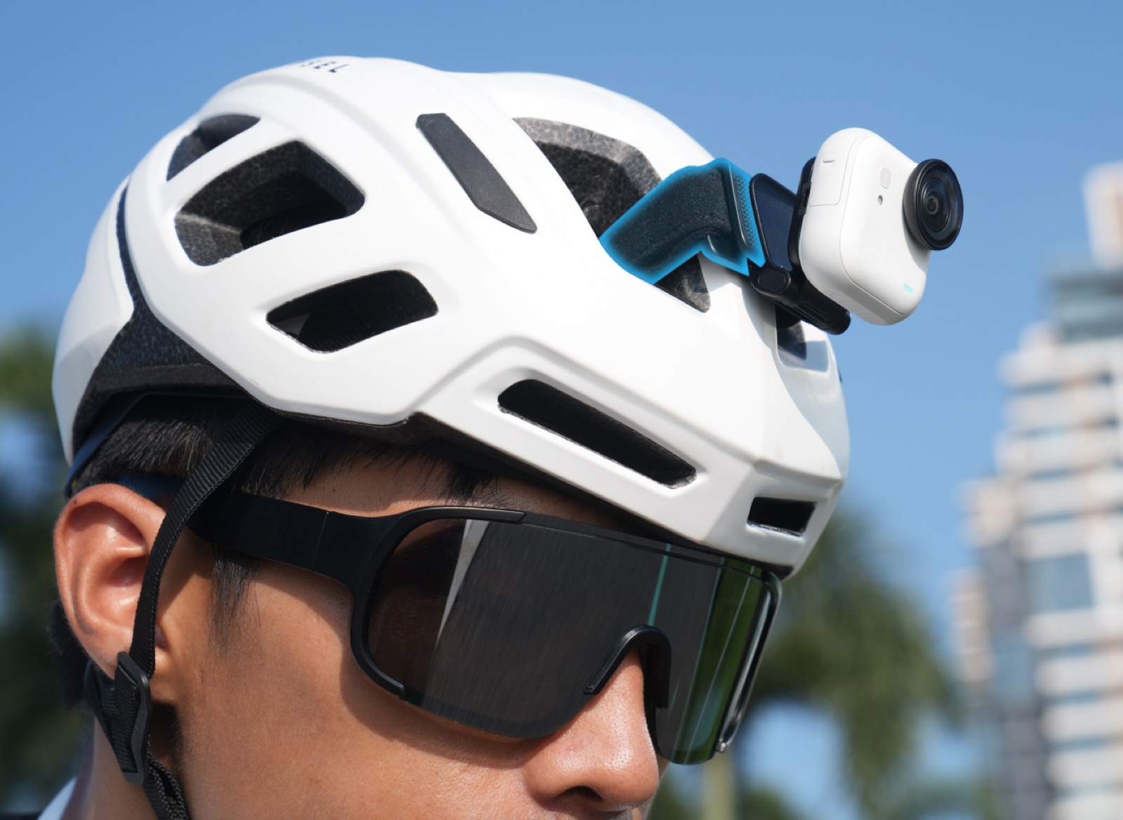 Insta360 GO Ultra amplia il POV fino a 185° con i nuovi accessori - macitynet.it Insta360 GO Ultra amplia il POV fino a 185° con i nuovi accessori - macitynet.it