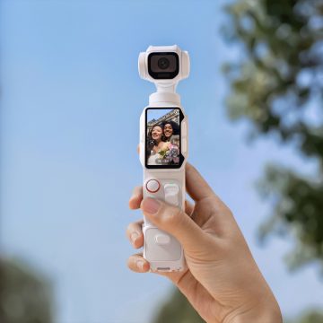 Insta360 Luna Pro: gimbal con ottica Leica e video 8K - macitynet.it