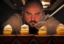 La corsa alle Stelle Michelin torna su Apple TV: 16 ristoranti sotto esame Apple TV, disponibile la seconda stagione di Knife Edge, per una stella Michelin - macitynet.it