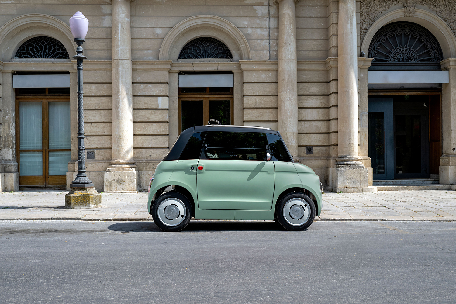 Fiat Topolino, ora in variante Dolcevita con tetto apribile in tela - macitynet.it Fiat Topolino, ora in variante Dolcevita con tetto apribile in tela - macitynet.it