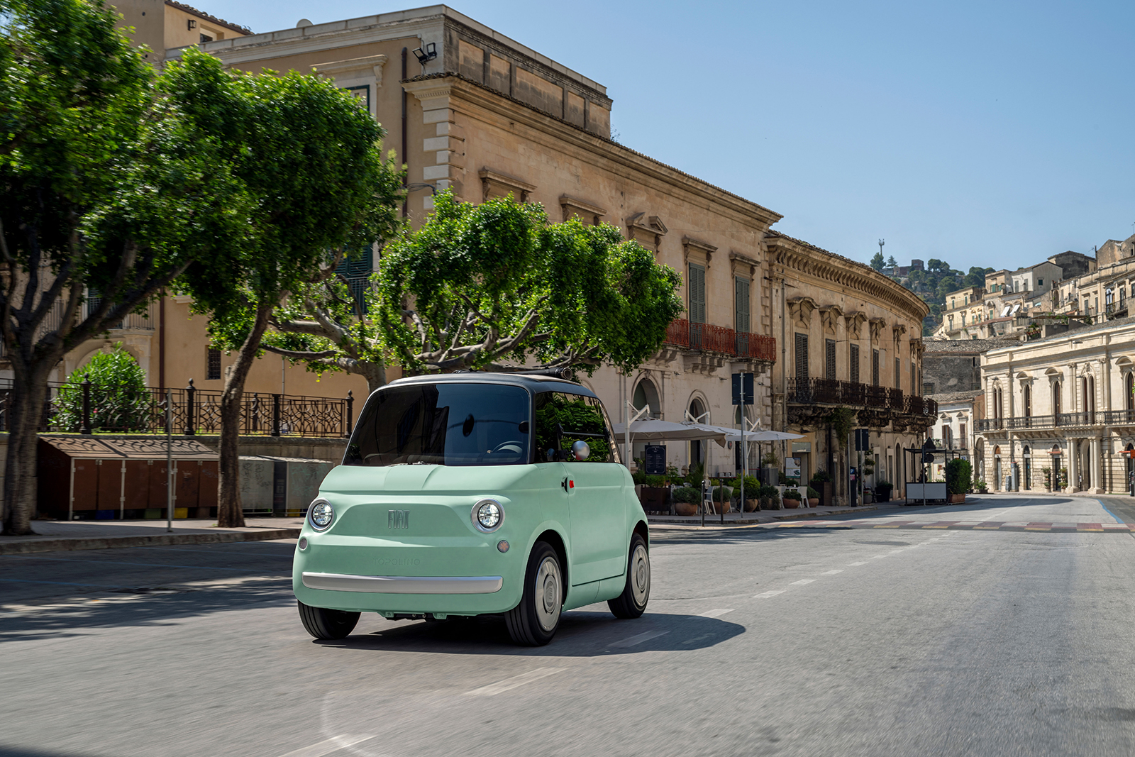 Fiat Topolino, ora in variante Dolcevita con tetto apribile in tela - macitynet.it Fiat Topolino, ora in variante Dolcevita con tetto apribile in tela - macitynet.it