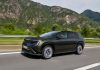Skoda Peaq arriva in Italia: l’elettrica da sette posti e 601 km di autonomia Skoda Peaq: la nuova ammiraglia a 7 posti con tanto spazio interno e super-bagagliaio - macitynet.it