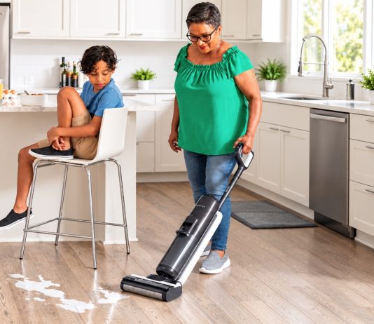 Secchio e mocio possono aspettare: Tineco FLOOR ONE S5 crolla a 149 euro Secchio e mocio possono aspettare: Tineco FLOOR ONE S5 crolla a 149 euro - macitynet.it