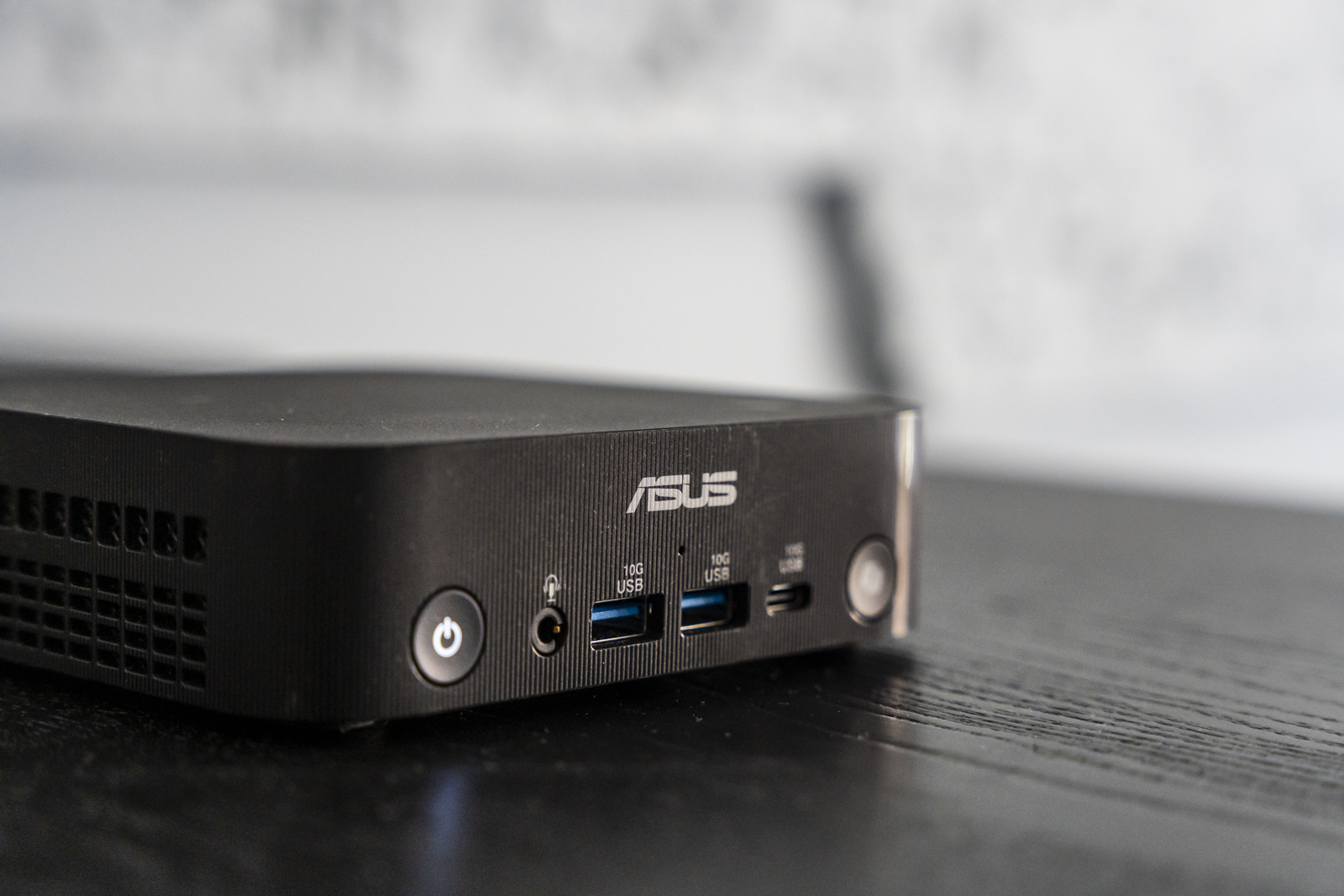 Recensione PC ASUS ExpertCenter PN54, piccolo si fa per dire - macitynet.it Recensione PC ASUS ExpertCenter PN54, piccolo si fa per dire - macitynet.it