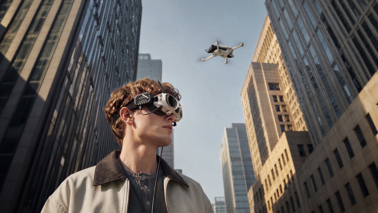 Antigravity A1: il drone aggiunge follow-me in 8K, doppi joystick e modulo 4G - macitynet.it Antigravity A1: il drone aggiunge follow-me in 8K, doppi joystick e modulo 4G - macitynet.it