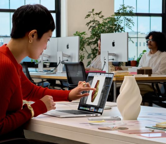 Una settimana Apple come nessun’altra mai MacBook Pro OLED touch: per MKBHD il vero colpo di scena è sulla bilancia, non sullo schermo - macitynet.it