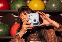 Fujifilm instax mini 13: la fotocamera istantanea con autoscatto Fujifilm instax mini 13: la fotocamera istantanea con autoscatto - macitynet.it