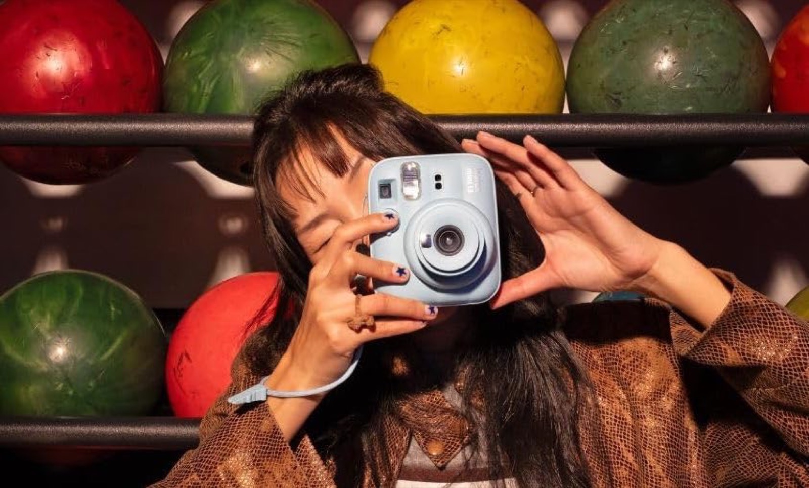 Fujifilm instax mini 13: la fotocamera istantanea con autoscatto