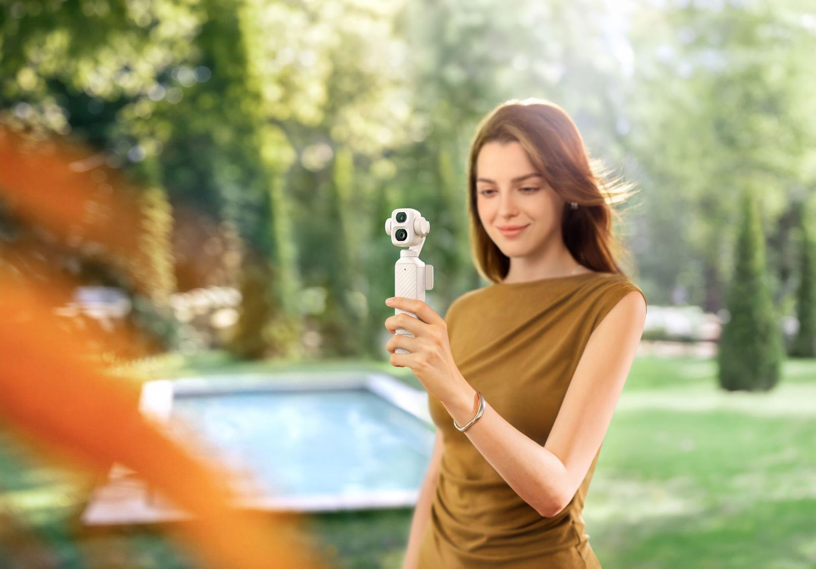 La nuova DJI Osmo Pocket 4P bianco perla risolve il limite dei video in controluce - macitynet.it La nuova DJI Osmo Pocket 4P bianco perla risolve il limite dei video in controluce - macitynet.it