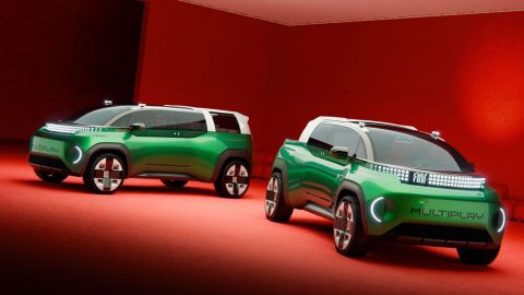 FIAT Multiplay cambia forma: sei posti per la famiglia o un pick-up quando serve