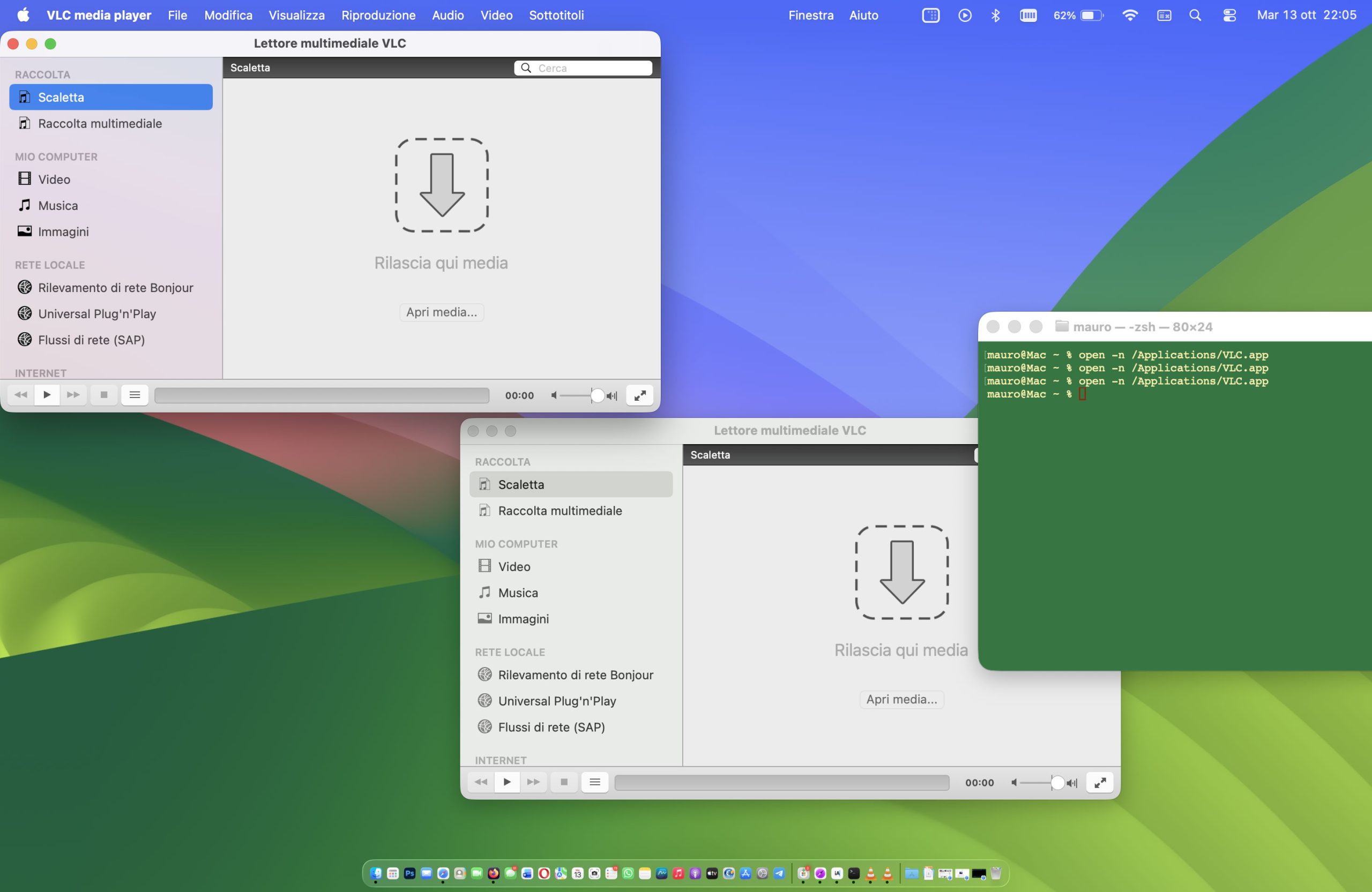 Come aprire più volte la stessa applicazione su Mac - macitynet.it Due istanze di VLC aperte contemporaneamente su Mac usando il Terminale