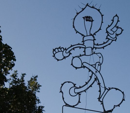 Edi compie settant’anni e la lampadina è ancora accesa Edi compie settant'anni e la lampadina è ancora accesa - macitynet.it