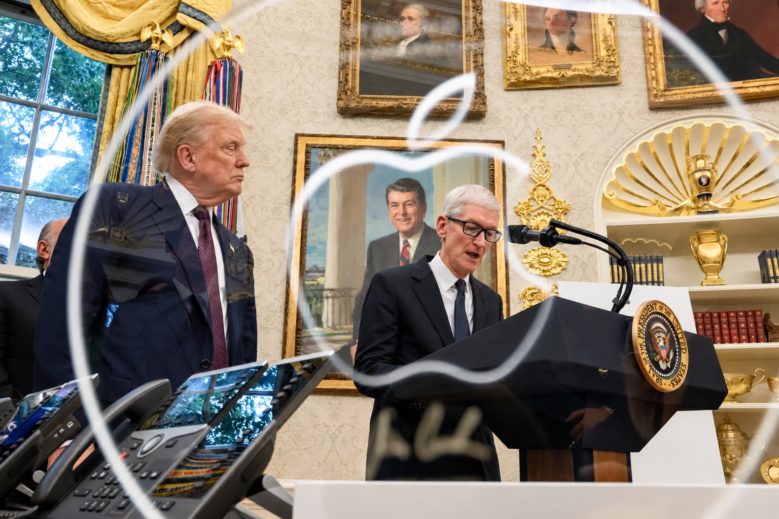 Apple balla con Trump: 25 milioni di dollari per la ballroom della Casa Bianca