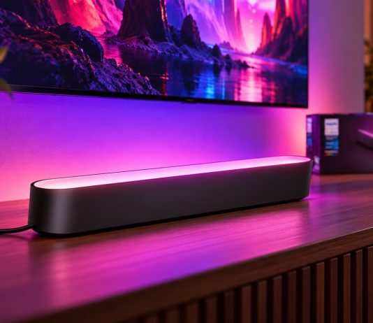 Philips Hue Play a metà prezzo: Amazon la porta a soli 39 euro Philips Hue Play a metà prezzo: Amazon la porta a soli 39 euro - macitynet.it