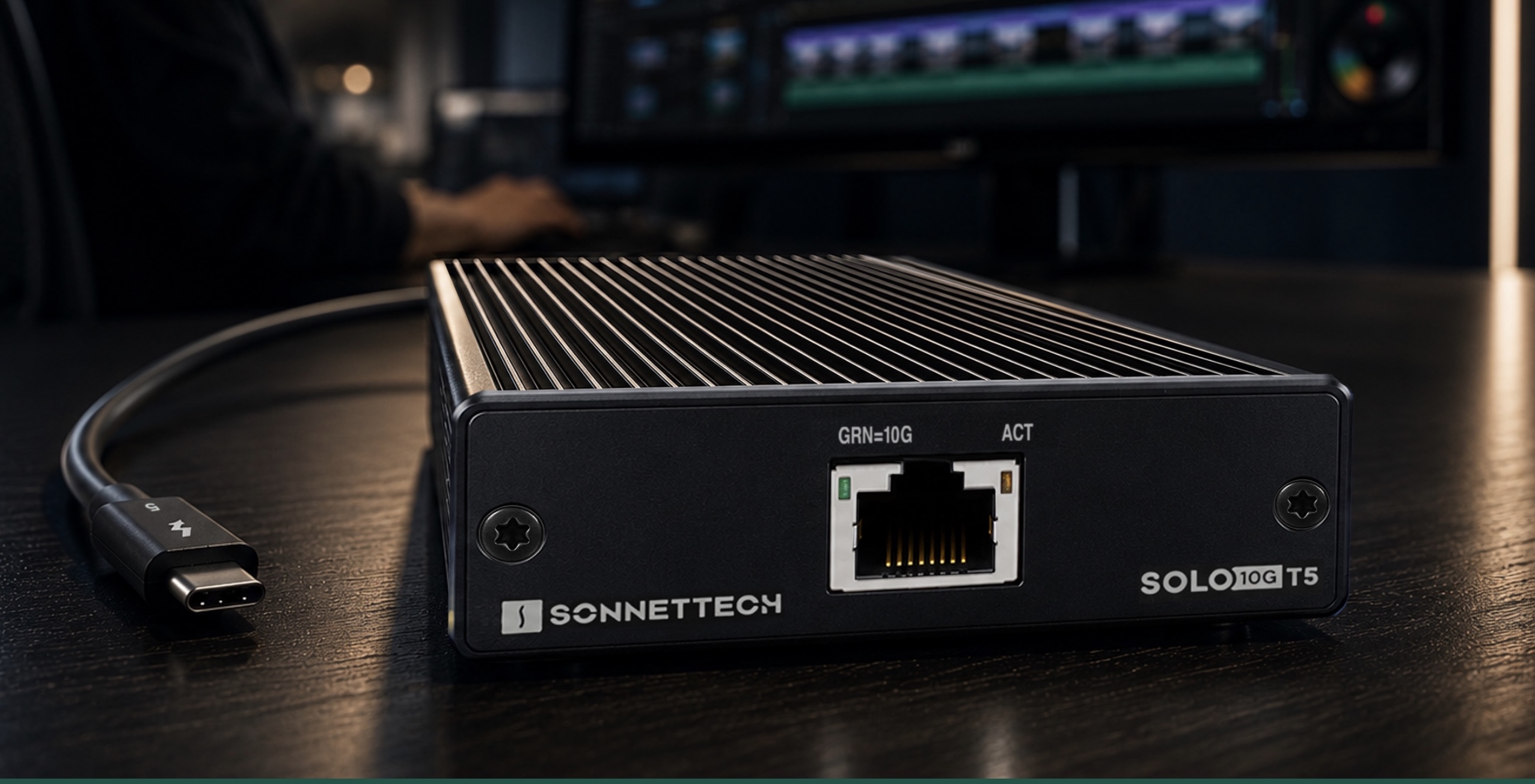 Sonnet Solo10G T5 porta la rete 10 GbE sui Mac Thunderbolt 5 e PC USB4 senza alimentatore - macitynet.it Sonnet Solo10G T5 porta la rete 10 GbE sui Mac Thunderbolt 5 e PC USB4 senza alimentatore - macitynet.it
