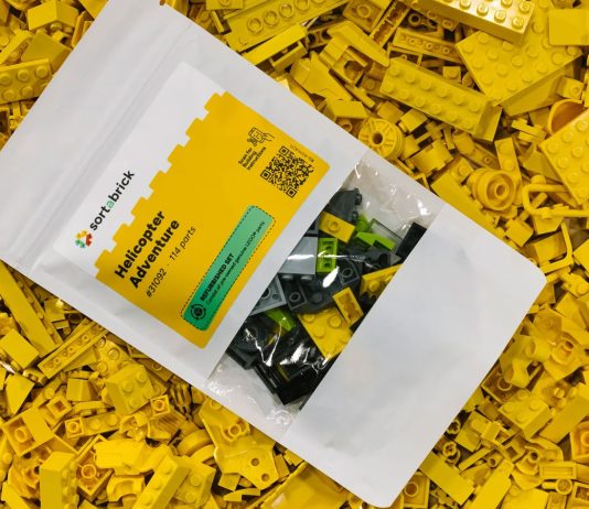 Sort A Brick riconosce migliaia di mattoncini LEGO e scopre come completare i Set Sort A Brick, nuova versione della macchina per ricostruire i kit dei modelli LEGO - macitynet.it