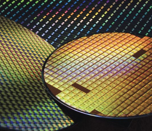 TSMC, i motori dietro i chip Apple e la dipendenza dalla Cina TSMC vuole liberarsi dei magneti cinesi: ha chiesto ai fornitori macchinari motori senza terre rare - macitynet.it