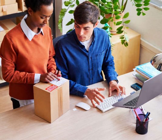 eBay licenzia il 9% del personale eBay licenzia il 9% del personale - macitynet.it