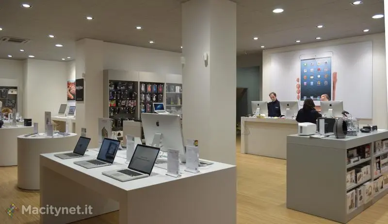 Med Store: il rinnovato Apple Premium Reseller di Pesaro e il nuovo shop in Perugia Centro