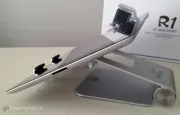 Stand in Alluminio ripiegabile per iPad e MacBook Air di Anycast Solutions: la recensione