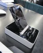 CES 2013: Tilt Dock Apple Core Gear, il più flessibile sul mercato per cellulari e tablet con cover di ogni tipo