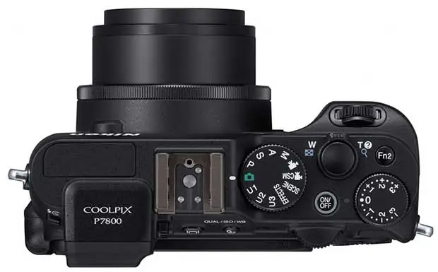 Nikon Coolpix P7800, compatta con prestazioni professionali P7800-2