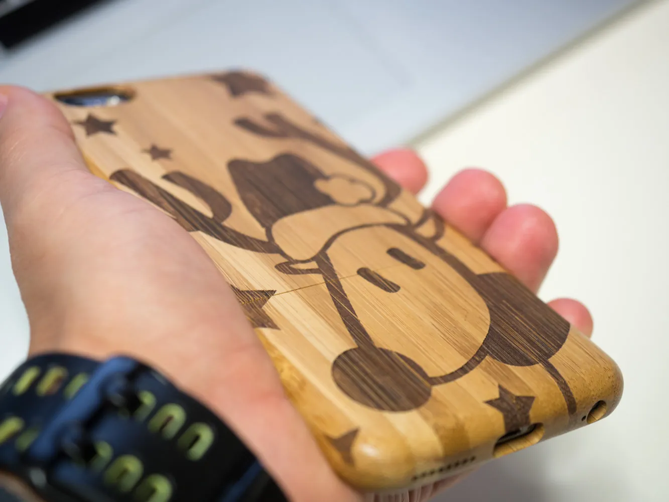 Recensione YourCover: personalizate la vostra custodia in plastica o legno