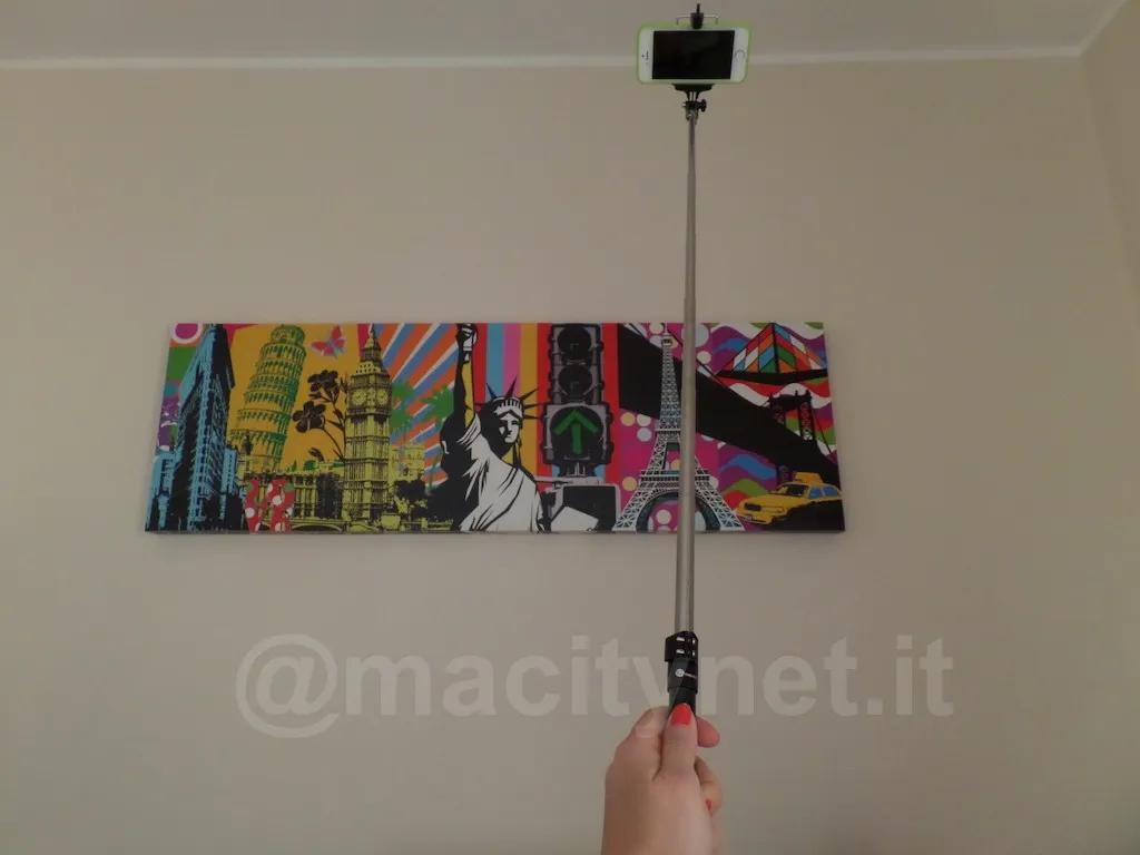 selfie stick iphone