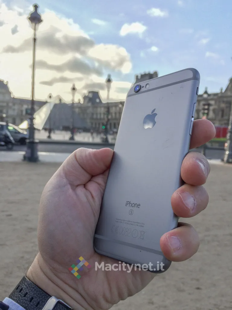 Macitynet 2015 - IMG_9908 iPhone 6s unboxing