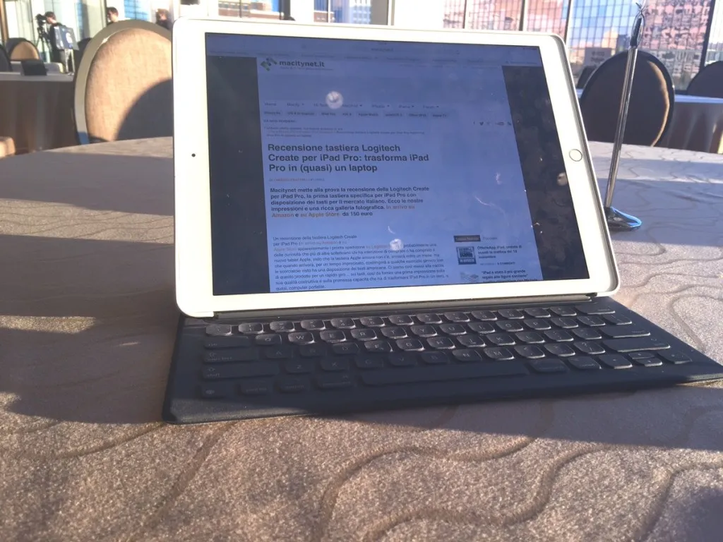 Apple Smart Keyboard per iPad Pro 20
