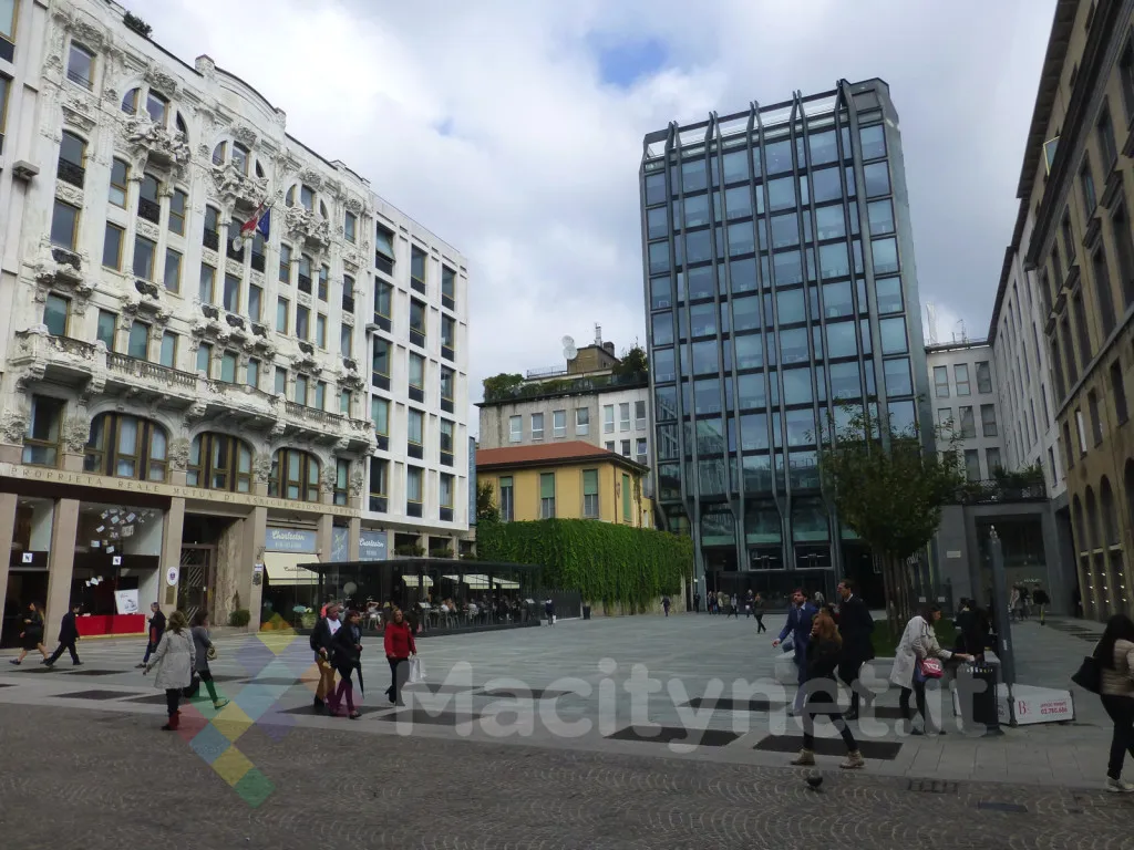 apple store milano centro 24