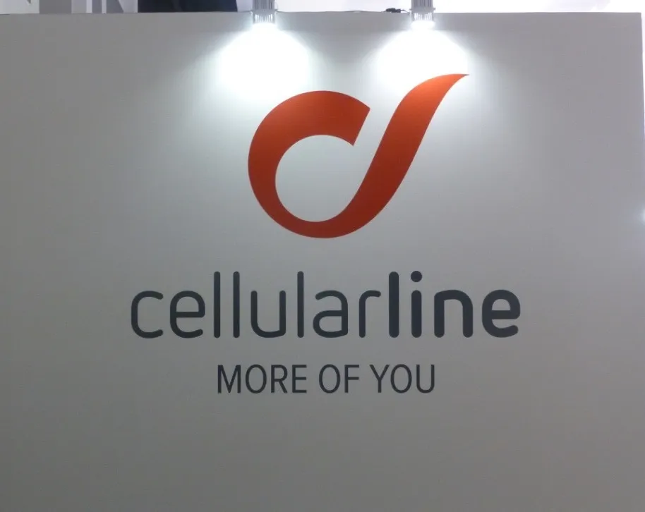 IFA 2016 Cellularline presenta cover, batterie, supporti auto e smartband next gen cellularline stand IFa16 900