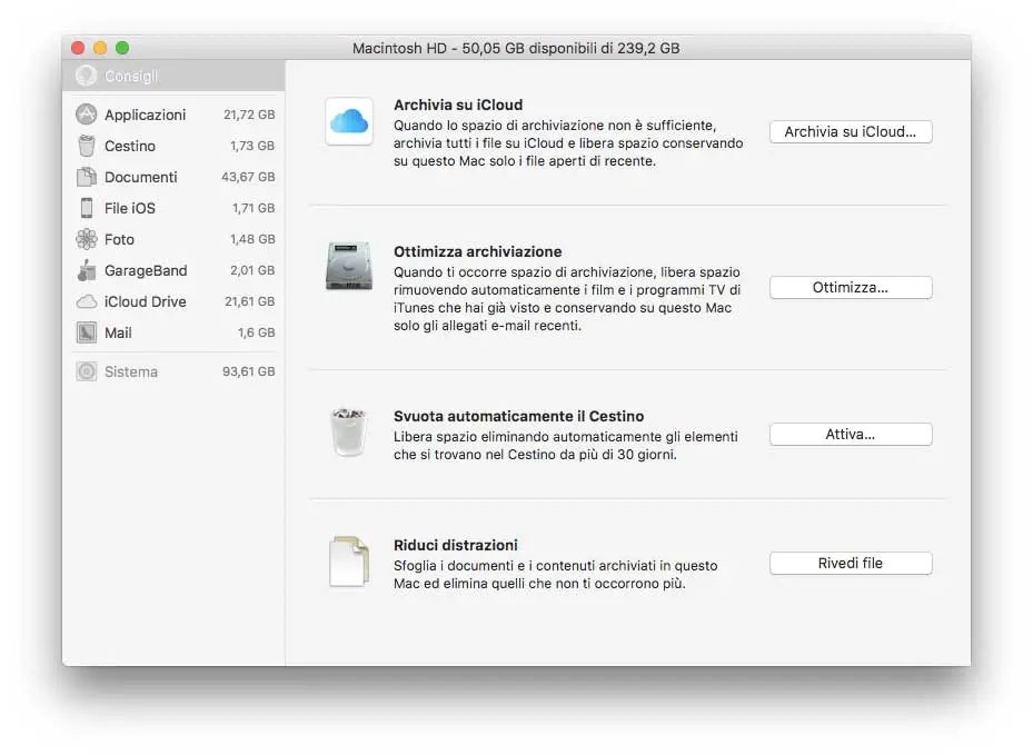 Alcune opzioni ricordano all’utente di eliminare gli installer delle app, cancellare i duplicati di download, cache, log e altro.