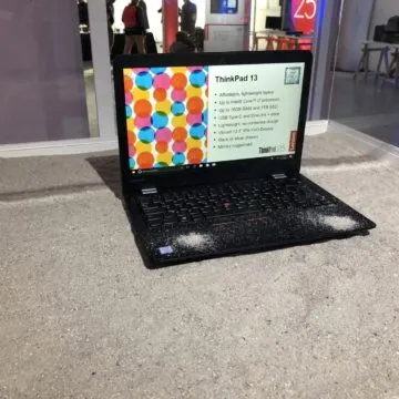 maltrattare un Thinkpad per verificarne la resistenza