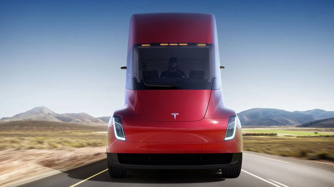 Elon Musk svela i vantaggi di Tesla Semi rispetto ai camion diesel tesla semi 4