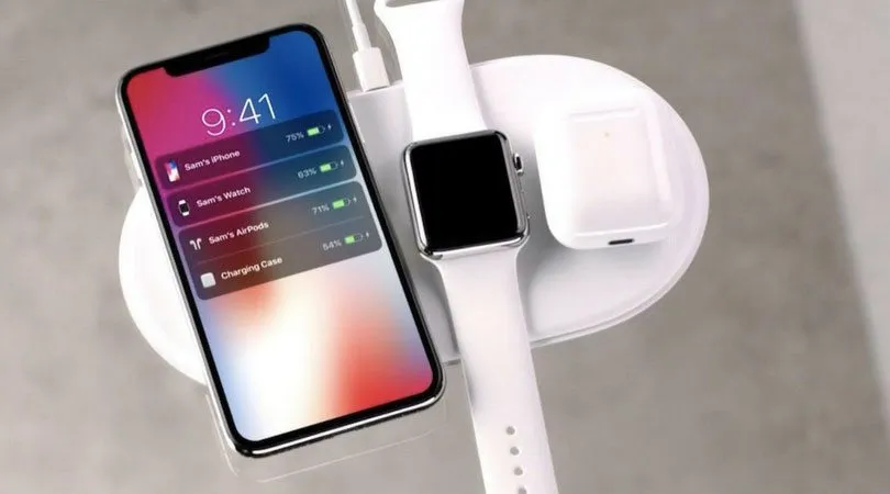 La base AirPower, progettata da Apple è in grado di ricaricare contemporaneamente iPhone, Apple Watch e AirPods.