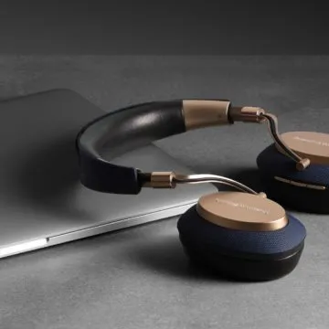 Bowers & Wilkins PX