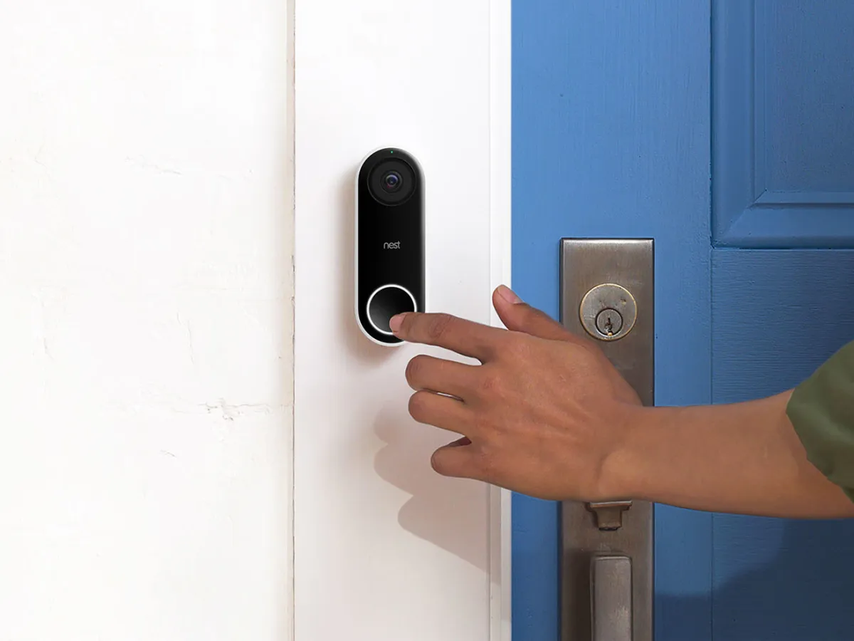 Nest Hello, arriva il campenello con videocamera Nest Nest Hello, arriva il campenello con videocamera Nest
