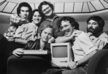 Apple bandita per 30 anni da albergo di lusso per il bagno nudista del team del primo Mac team primo mac