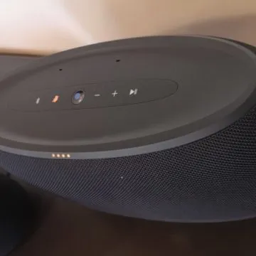 Speaker JBL Link 10, 20, 300 e 500 : la qualità di JBL e la comodità di Google Assistant
