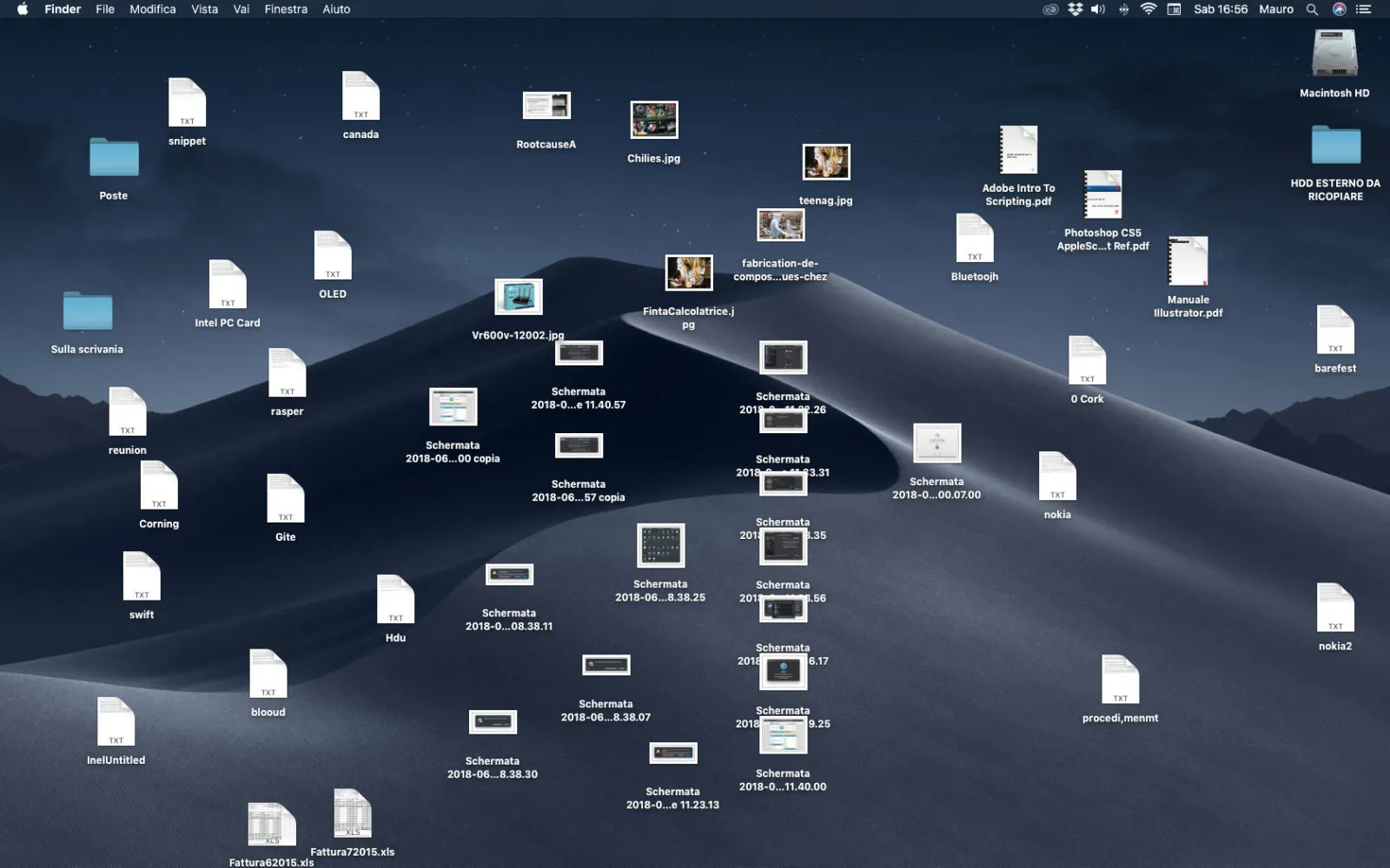 Stacks, che cos’è e come funziona una delle novità di macOS Mojave Una scrivania disordinata può essere rimessa in ordine con le Pile