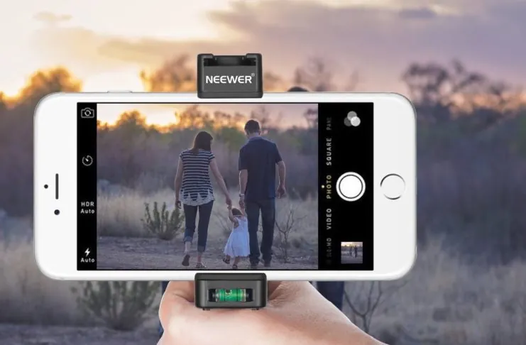 Neewer RIG, geniale supporto per smartphone, perfetto per foto e video con iPhone e Android