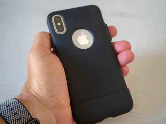 Recensione Spigen Classic One e Spigen Classic C1, custodie &#8220;nostalgia&#8221; per iPhone X