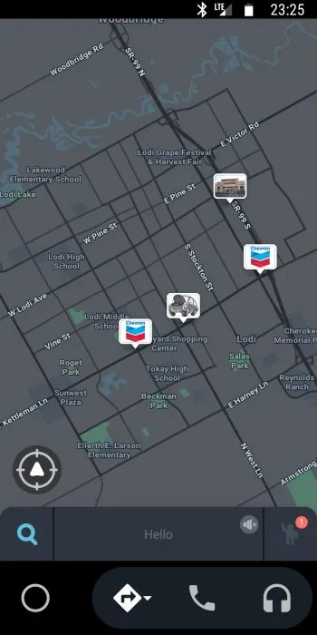 Waze arriva su Android Auto per smartphone, presto anche su CarPlay Waze arriva su Android Auto per smartphone, presto anche su CarPlay