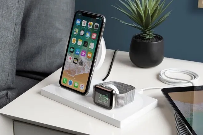 Belkin Boost Up dock, ecco la nuova base di ricarica wireless per iPhone e Apple Watch Belkin Boost Up dock, ecco la nuova base di ricarica wireless per iPhone e Apple Watch