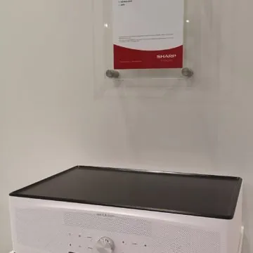 L’IFA 2018 di Sharp tra smartphone, maxi schermi 4K e soundbar