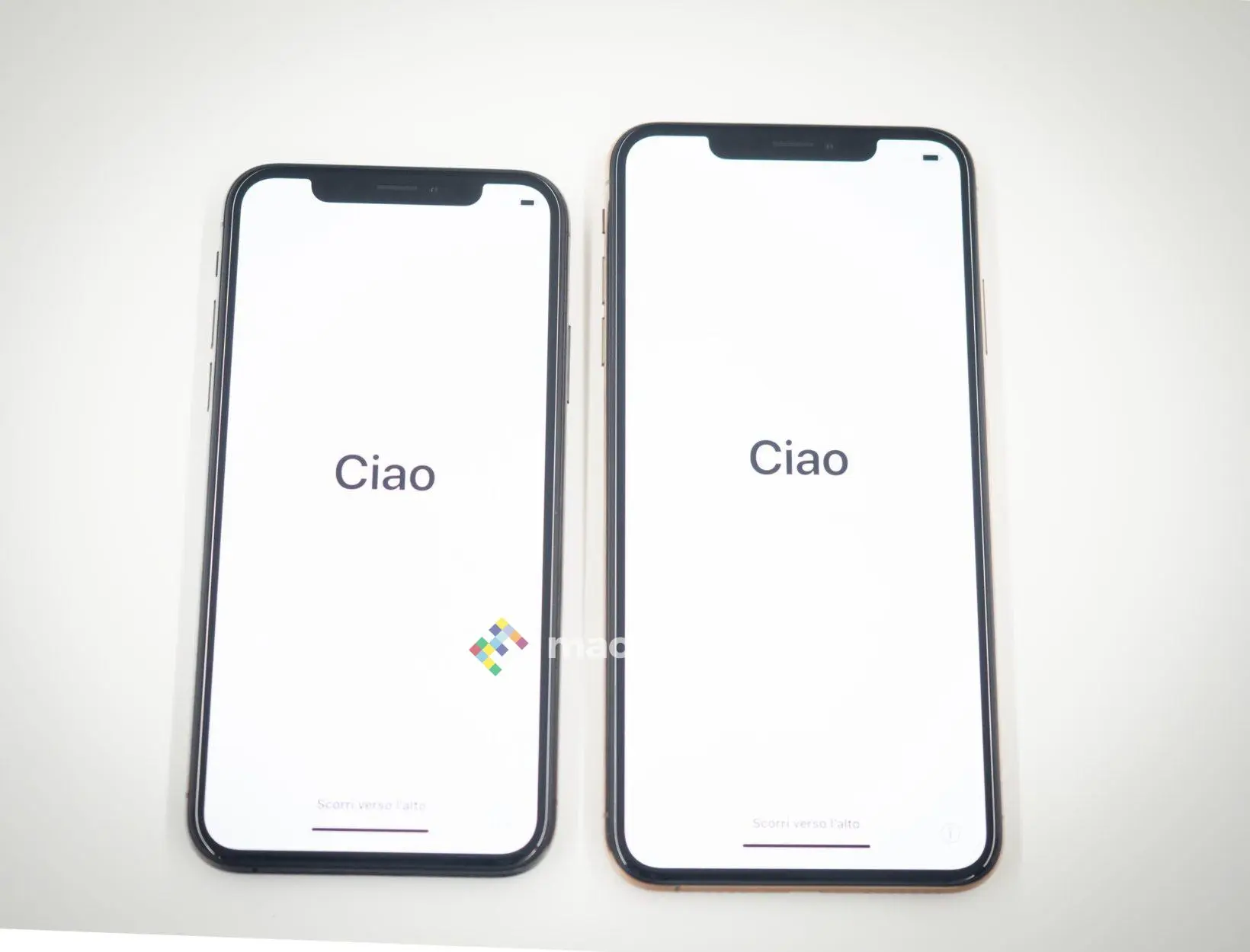 i nuovi iPhone XS e XS Max arrivano nei negozi: li abbiamo aperti per voi iPhone XS e XS Max a confronto