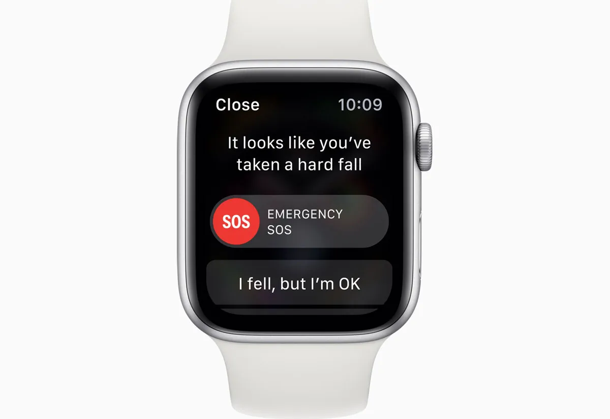 Apple Watch Series 4 riesce a rilevare pericolose cadute e, se necessario, inoltra una chiamata ai servizi di emergenza. Apple Watch Series 4 riesce a rilevare pericolose cadute e, se necessario, inoltra una chiamata ai servizi di emergenza.