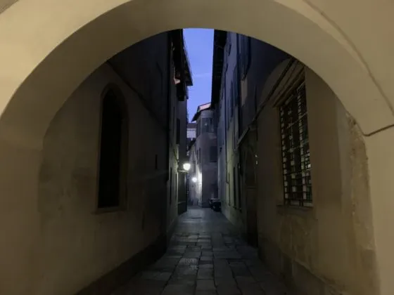 Unboxing iPhone XR italiano e prime impressioni d&#8217;uso