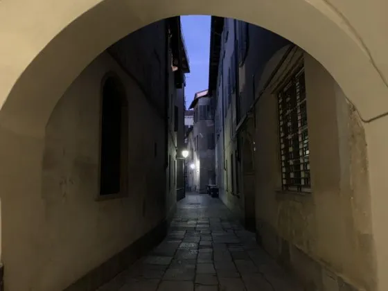 Unboxing iPhone XR italiano e prime impressioni d&#8217;uso